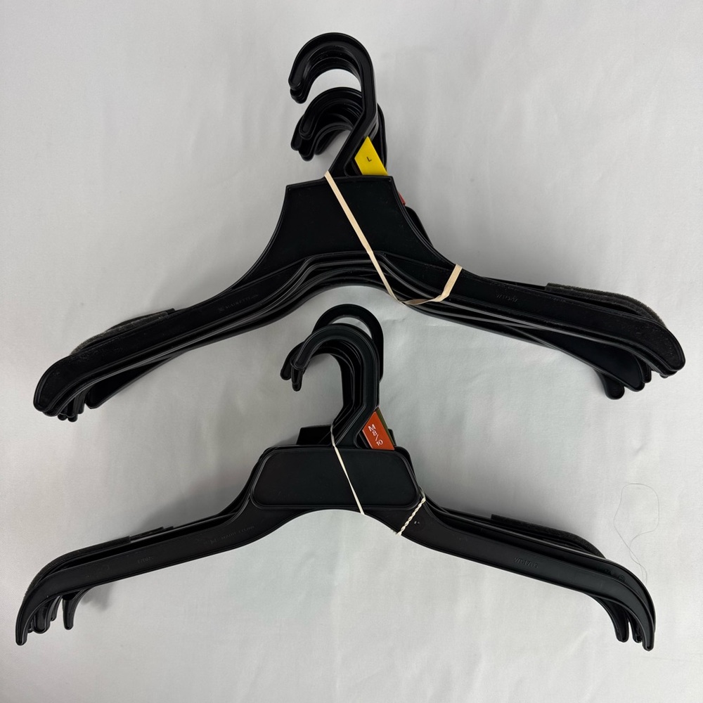 Lot of 20, 17” Retail Clothing Hangers Black Hangers for Shirts Jackets Blouses